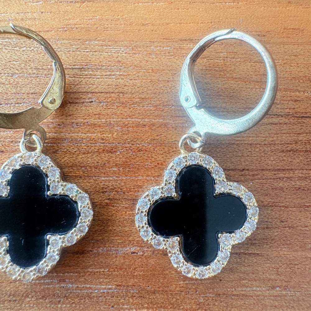 Liv Oliver 18K Gold Plated Onyx CZ Clover Earrings - Picture 3 of 4